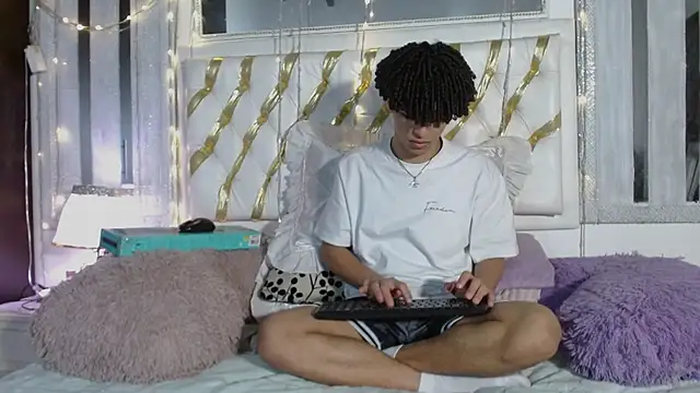 ian smith  online show from February 2026 11:52:01 AM