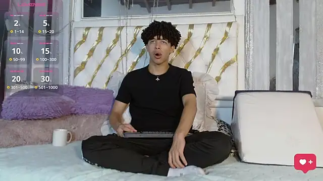 ian smith  online show from April 2026 12:01:01 PM