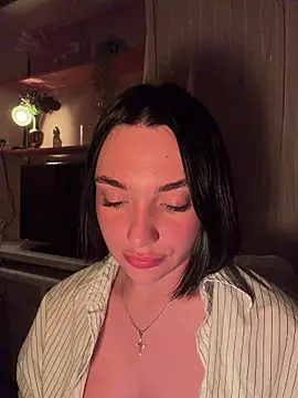 Snapshot of HotDevilGirl_ chatting on March 2026 05:46:02 PM HotDevilGirl online show from March 2026 05:46:02 PM