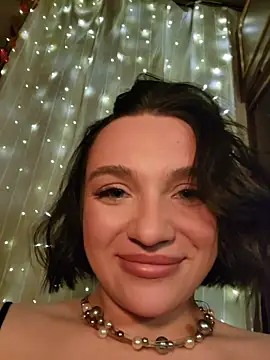 Snapshot of HotDevilGirl_ chatting on February 2026 04:29:01 PM HotDevilGirl online show from February 2026 04:29:01 PM