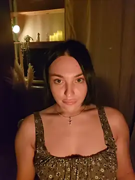 Snapshot of HotDevilGirl_ chatting on February 2026 04:05:01 PM HotDevilGirl online show from February 2026 04:05:01 PM