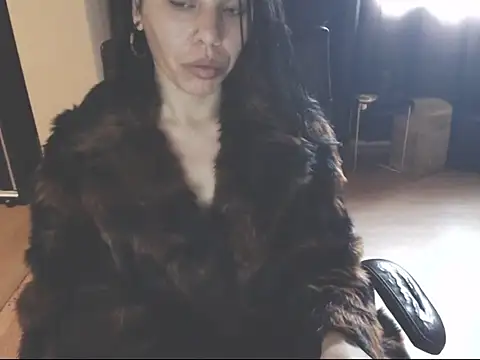 IconDomme online show from February 2026 04:11:02 AM