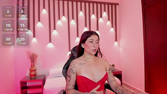 charlottee27  online show from April 2026 02:12:02 AM