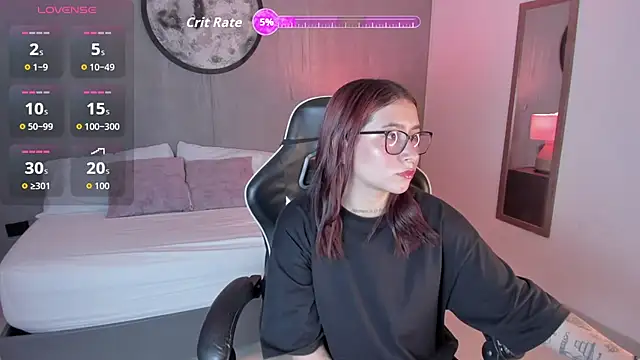 Snapshot of charlottee27_ chatting on February 2026 01:59:02 AM charlottee27 online show from February 2026 01:59:02 AM