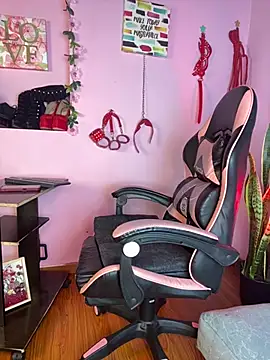 kenia thompsom01 online show from March 2026 12:36:02 AM