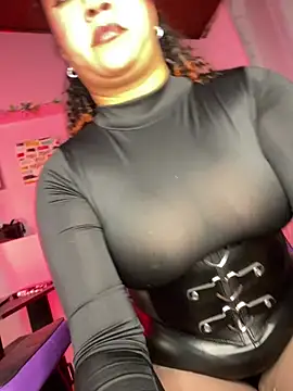 kenia thompsom01 online show from April 2026 11:45:02 PM