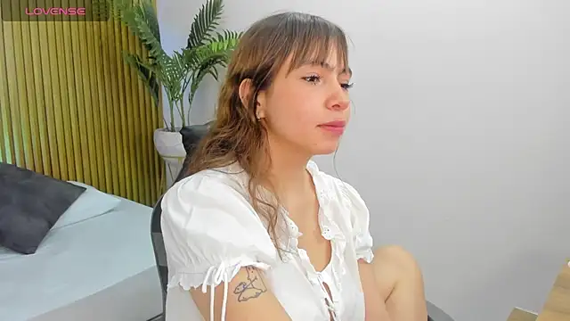 milaack  online show from February 2026 07:36:02 PM