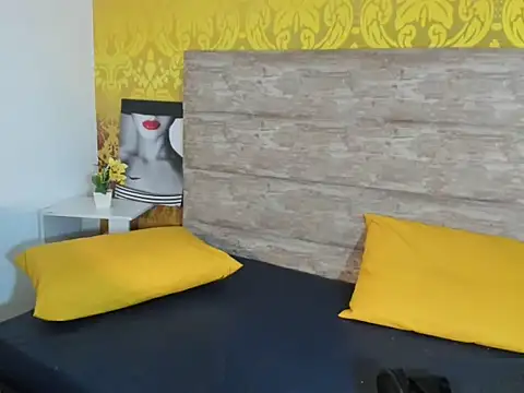 Geminis    online show from February 2026 11:16:01 PM