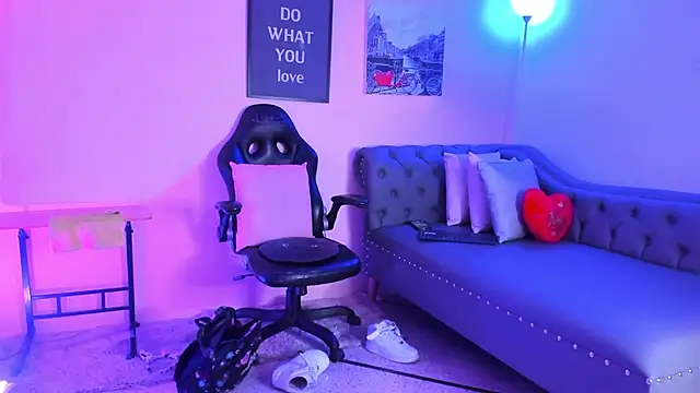 victoriazans online show from March 2026 10:49:02 AM