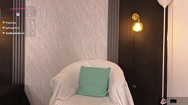 Snapshot of victoriazans chatting on February 2026 06:22:01 AM victoriazans online show from February 2026 06:22:01 AM