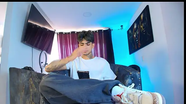 miguel aguirre  online show from February 2026 01:41:02 PM