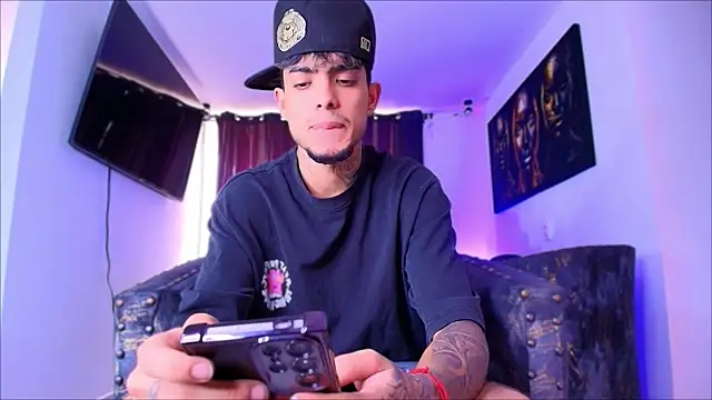 miguel aguirre  online show from February 2026 12:49:01 PM