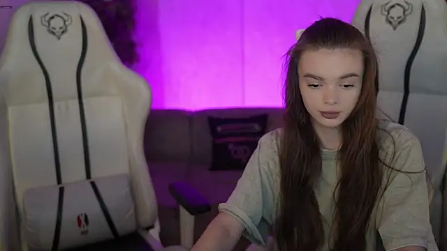 Zlata Sky online show from December 2025 07:50:02 PM