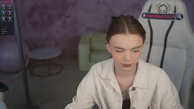 Zlata Sky online show from May 2026 06:56:02 PM