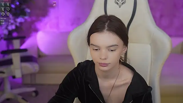 Snapshot of Zlata_Sky chatting on March 2025 09:37:01 PM Zlata Sky online show from March 2025 09:37:01 PM