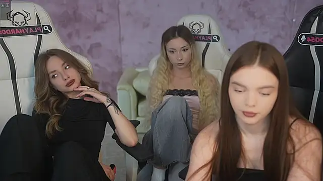 Zlata Sky online show from May 2026 06:44:02 PM
