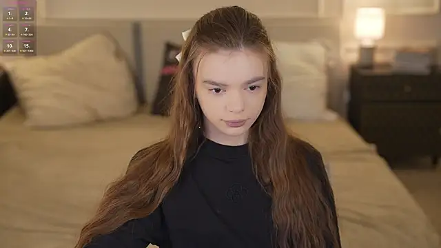 Snapshot of Zlata_Sky chatting on November 2025 03:45:01 PM Zlata Sky online show from November 2025 03:45:01 PM