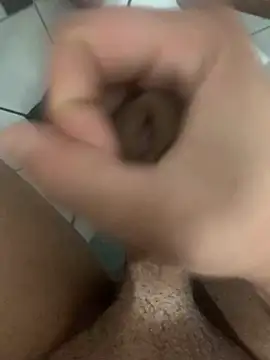 Snapshot of bruniinhoo1910 chatting on February 2026 08:57:02 AM bruniinhoo1910 online show from February 2026 08:57:02 AM