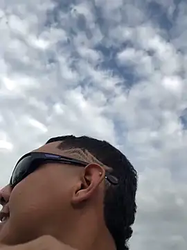  Usher online show from February 2026 09:59:02 PM