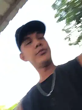  Usher online show from February 2026 10:10:01 PM