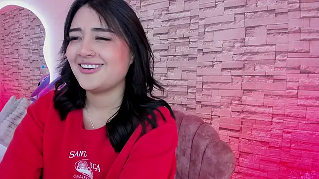 Elarossie online show from February 2026 02:56:02 AM