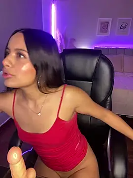 Snapshot of Dulce_pink18 chatting on February 2026 03:42:01 PM Dulce pink18 online show from February 2026 03:42:01 PM