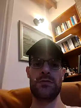 Snapshot of blonde_athlete chatting on February 2026 05:18:01 PM blonde athlete online show from February 2026 05:18:01 PM