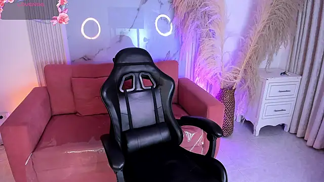 valeriekhaleesi online show from February 2026 08:15:01 PM