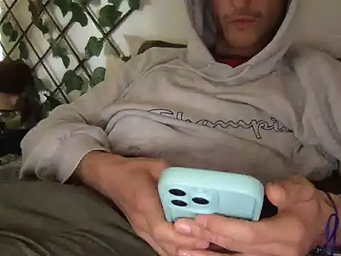 Snapshot of trippydove8 chatting on February 2026 12:48:02 PM trippydove8 online show from February 2026 12:48:02 PM