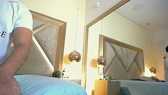 Snapshot of LaraandAxel chatting on February 2026 03:22:01 PM LaraandAxel online show from February 2026 03:22:01 PM