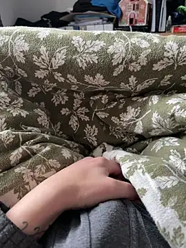 twankletoes1234 online show from February 2026 01:51:02 PM