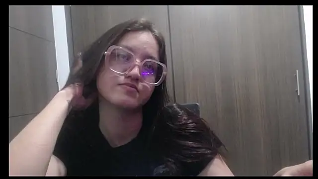 sheryl 25 online show from March 2026 05:08:02 AM