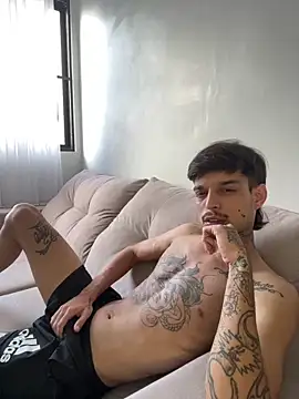 ruffvip online show from March 2026 07:03:01 PM