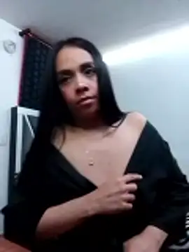 paula lopez   online show from March 2026 02:04:02 AM