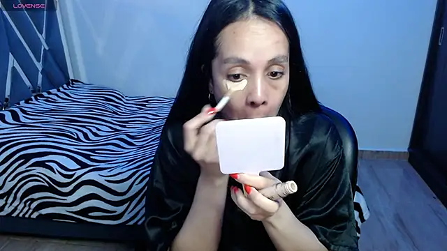 paula lopez   online show from April 2026 10:26:02 PM