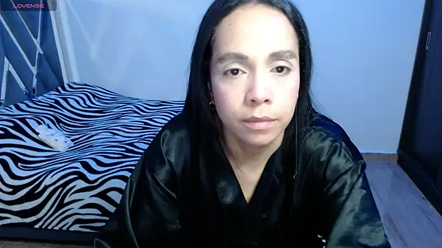 paula lopez   online show from May 2026 11:21:01 PM