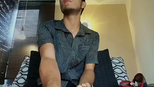 Snapshot of Damon_Salvarote_S chatting on February 2026 07:44:02 PM Damon Salvarote S online show from February 2026 07:44:02 PM