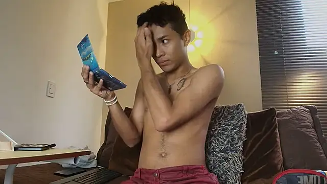 Snapshot of Damon_Salvarote_S chatting on February 2026 07:35:02 PM Damon Salvarote S online show from February 2026 07:35:02 PM