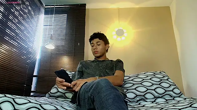 Damon Salvarote S online show from April 2026 06:43:01 PM