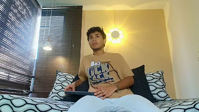 Damon Salvarote S online show from April 2026 04:30:02 PM