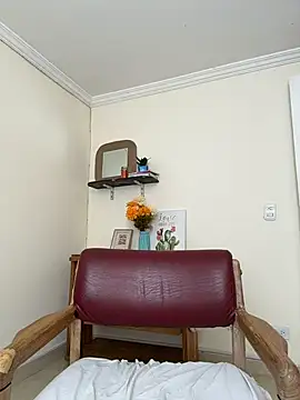 LilaRvsh online show from March 2026 05:17:01 PM