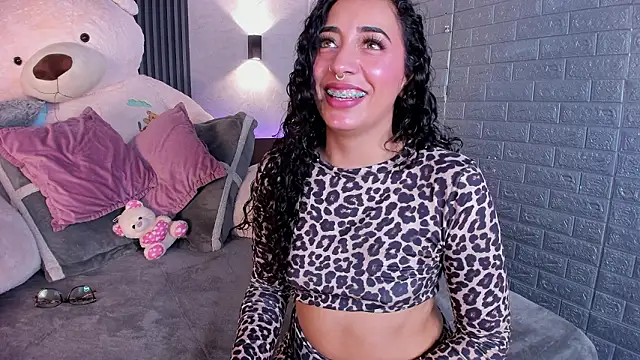 Magic ivone online show from March 2026 11:58:02 AM