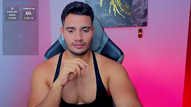 AndresRodriguez1 online show from May 2026 12:55:02 PM