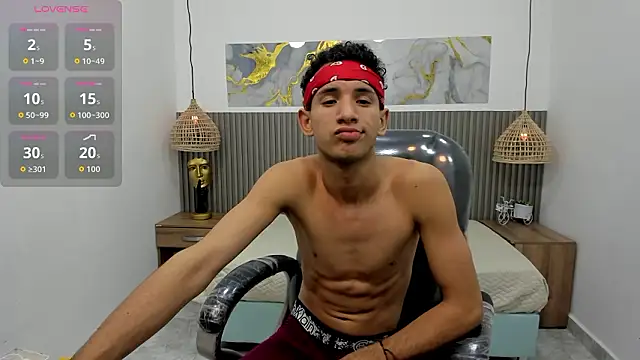 JDWhite18 online show from March 2026 03:28:01 AM