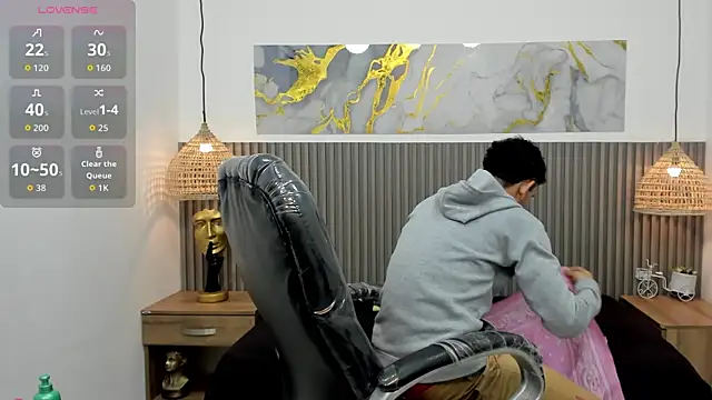 JDWhite18 online show from March 2026 04:14:02 AM