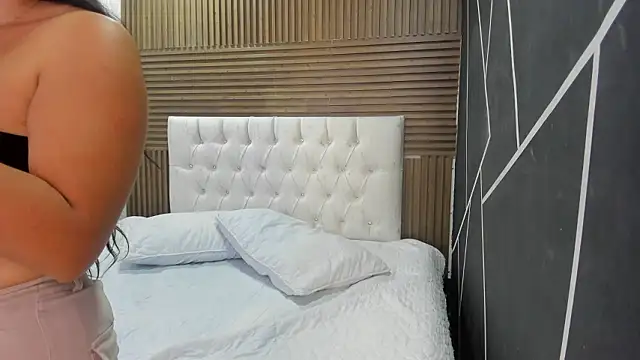 shaden  online show from March 2026 08:31:02 PM