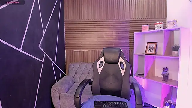 shaden  online show from February 2026 11:15:01 PM