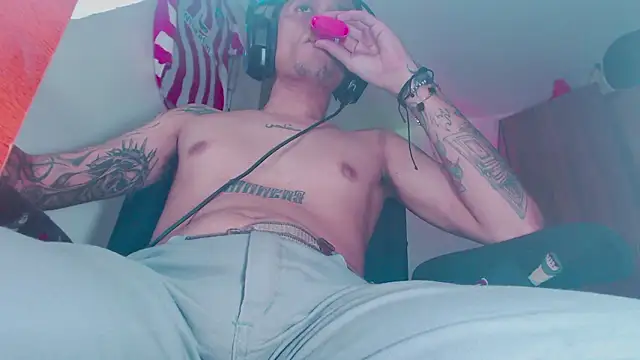 theskateboy online show from February 2026 04:12:02 AM