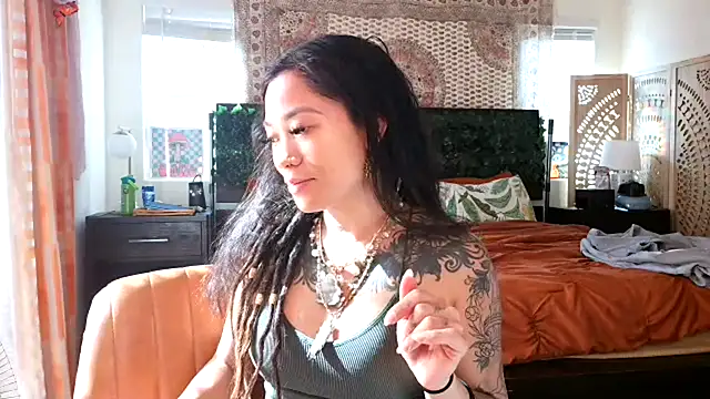 222goddess444you online show from February 2026 09:15:01 PM