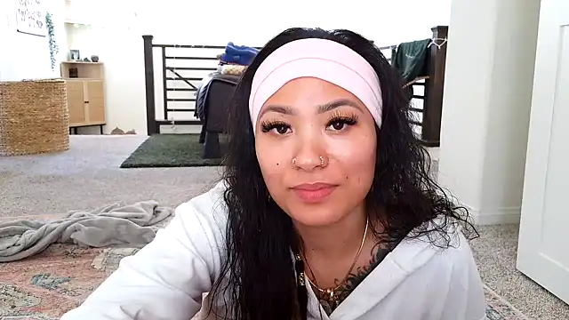 222goddess444you online show from April 2026 09:10:01 PM